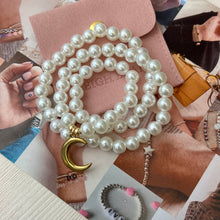 Load image into Gallery viewer, Sun / Moon Pearly Necklace
